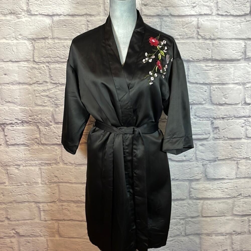 Flora embroidered satin robe